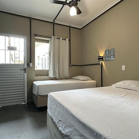 Suite 09 • Praia Das Pitangueiras 瓜鲁雅 外观 照片